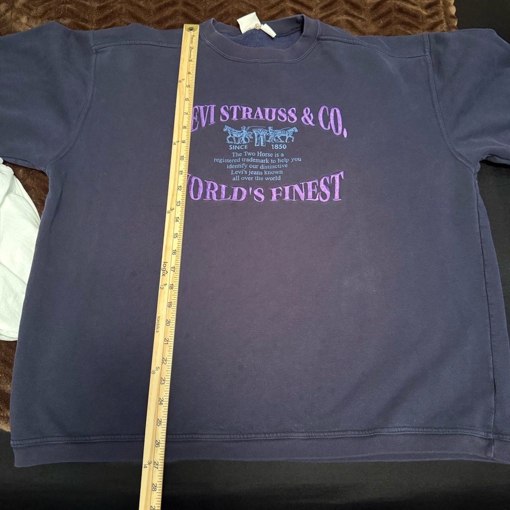 Vintage Levis Strauss Embroidered Sweatshirt Womens L (Fits 1X) Faded Blue READ! - Picture 10 of 11